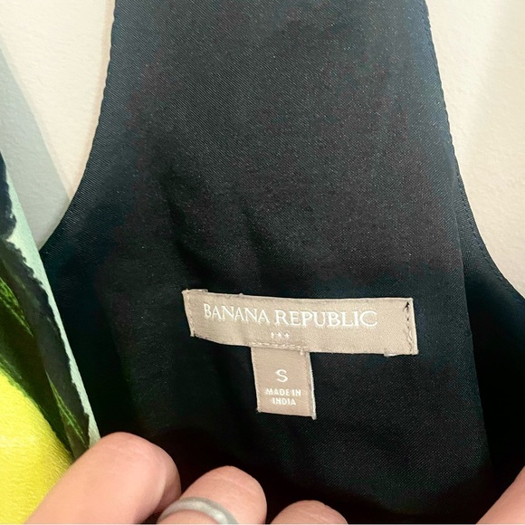 BANANA REPUBLIC Geometric Abstract T-Back Dressy Tank Top - Yellow Black Size S - Picture 3 of 8